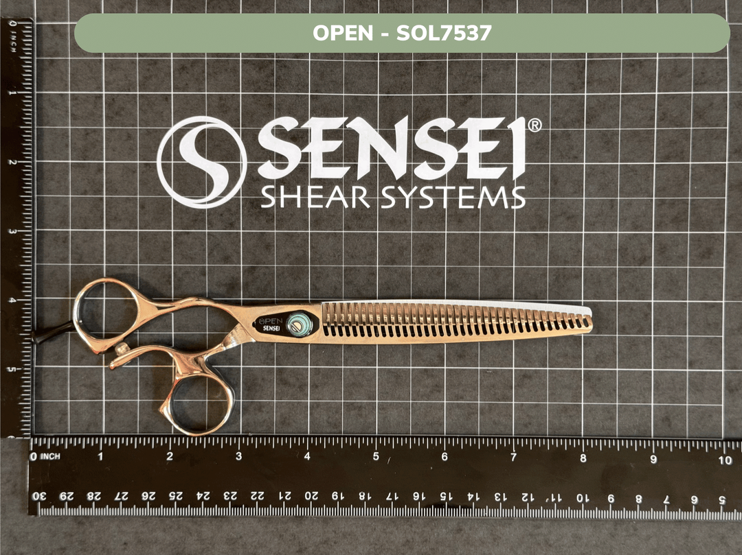 OPEN 37 TOOTH NO-LINE SEAMLESS BLENDER™ - LEFTY GROOMING